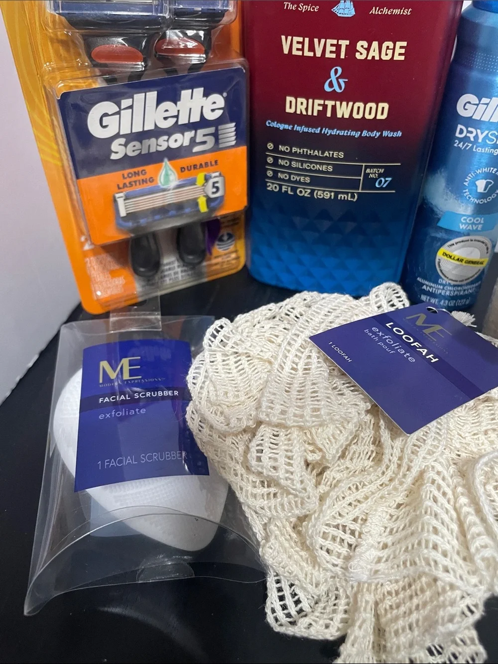 Gillette & Old Spice Men’s Grooming Set with Red Velvet Sage Body Wash